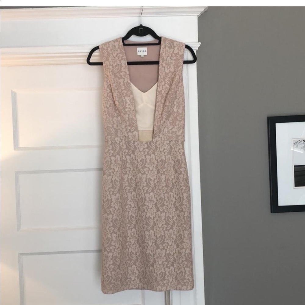 Dusty pink lace dress by Reiss. Size 4